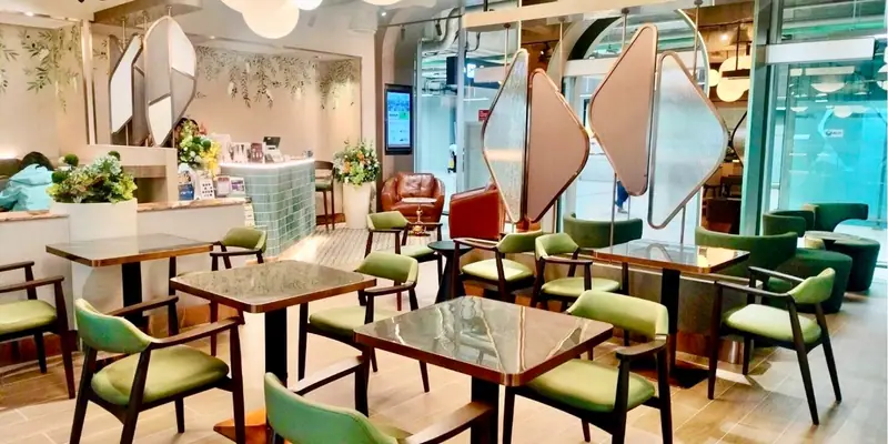 Miracle First Class Lounge