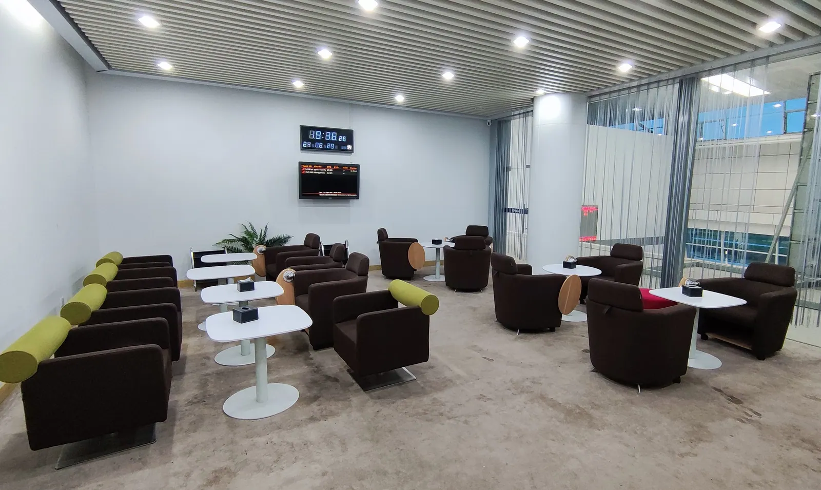 First Class Lounge