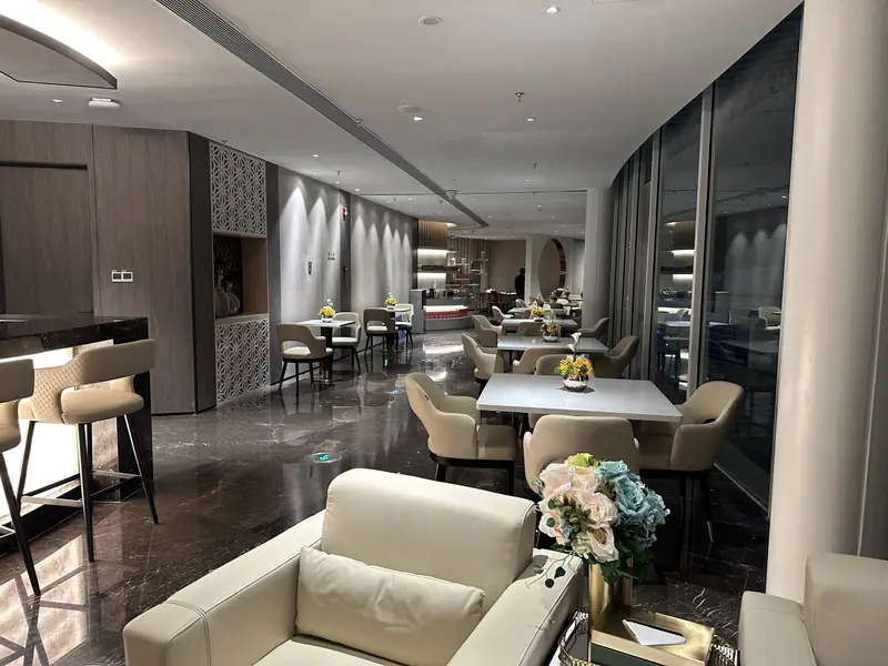First Class Lounge